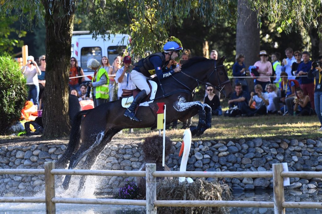 cross 4 étoiles de pau